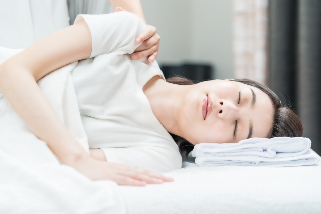 美容整体・小顔・姿勢矯正・O脚X脚改善